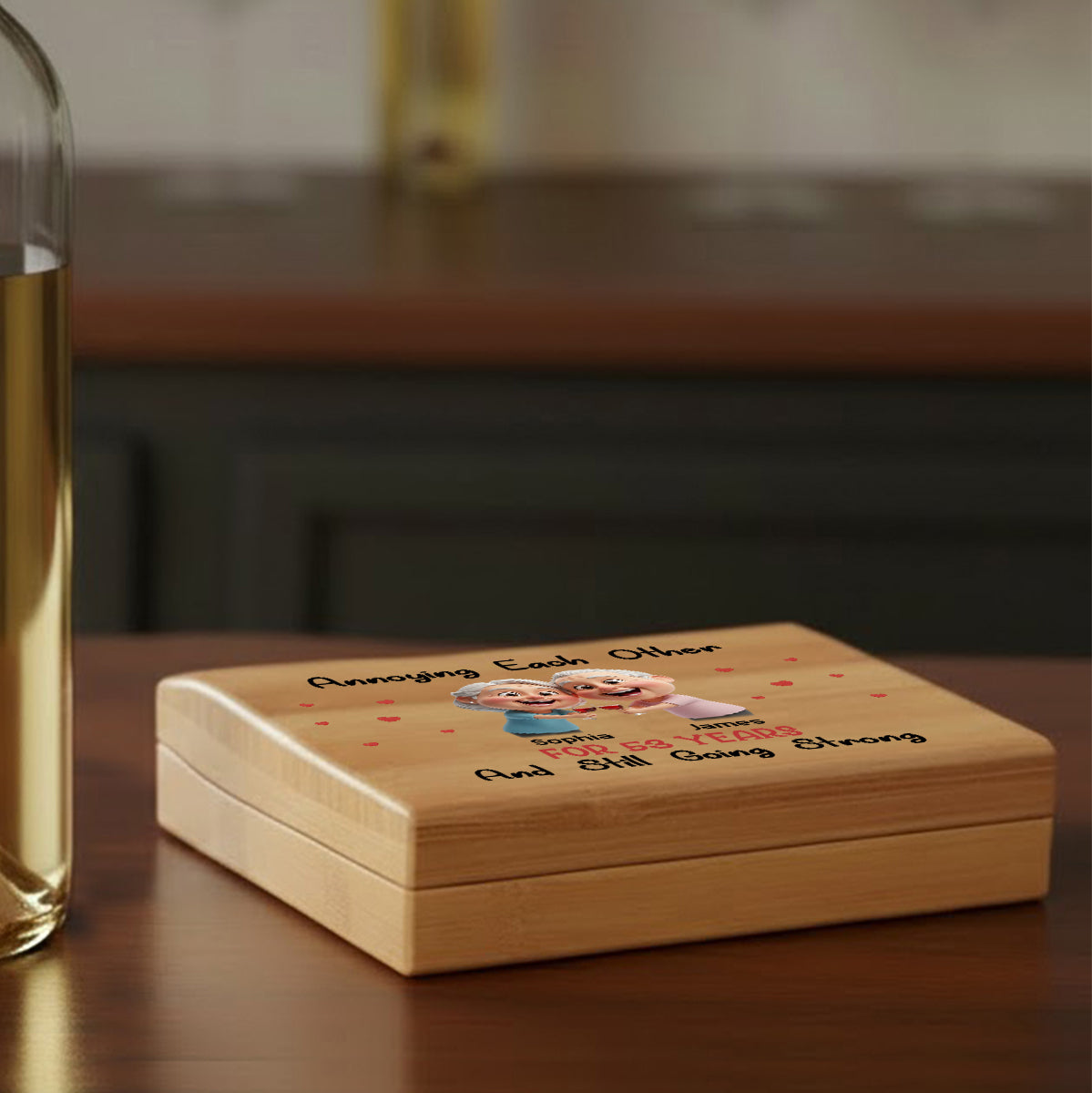 S'agacer mutuellement - Mascotte caricaturale et exagérée - Coffret ouvre-bouteille personnalisé