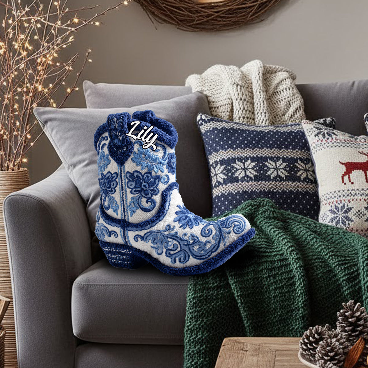 Starke Cowgirl – Personalisiertes Cowgirl-Kissen aus Kunstfell in Form eines Cowgirls