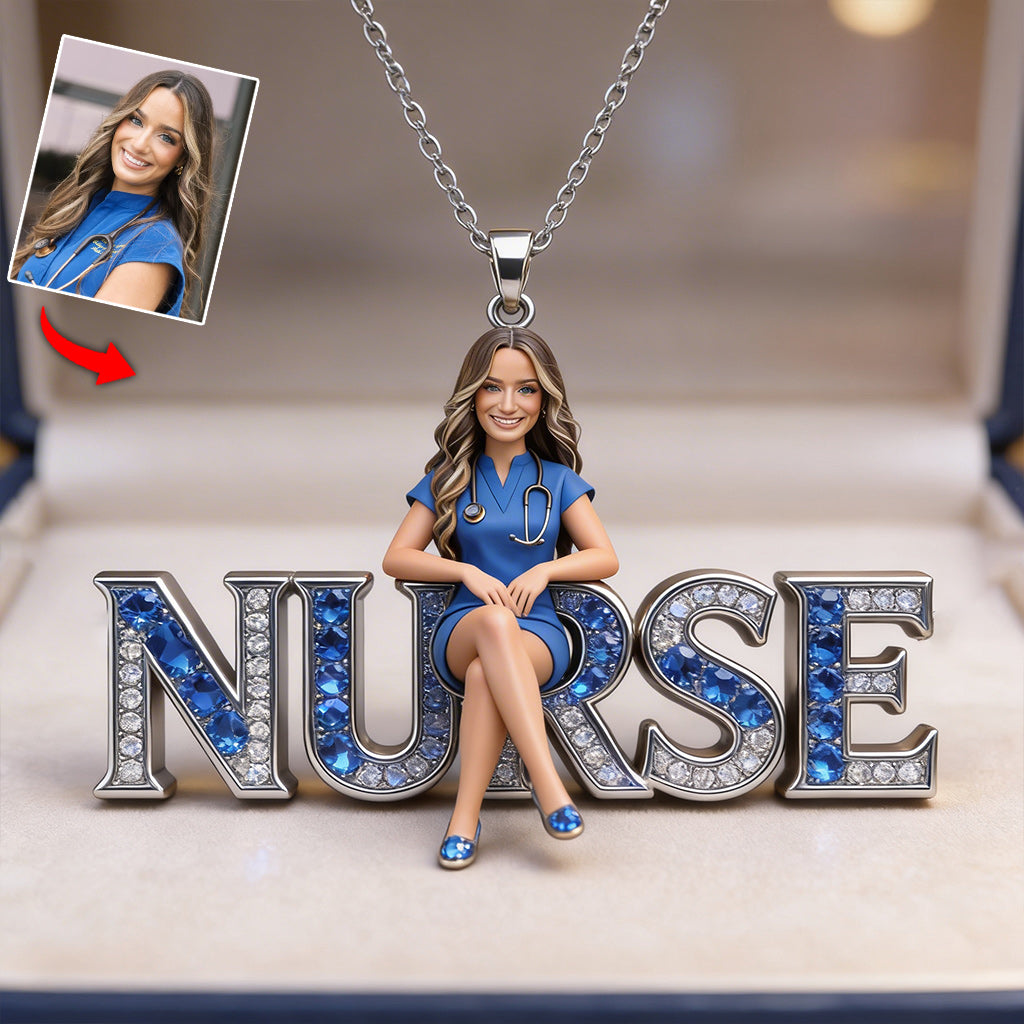 Infirmière Fier - Collier Pendentif Métal Personnalisé en Forme d'Infirmière