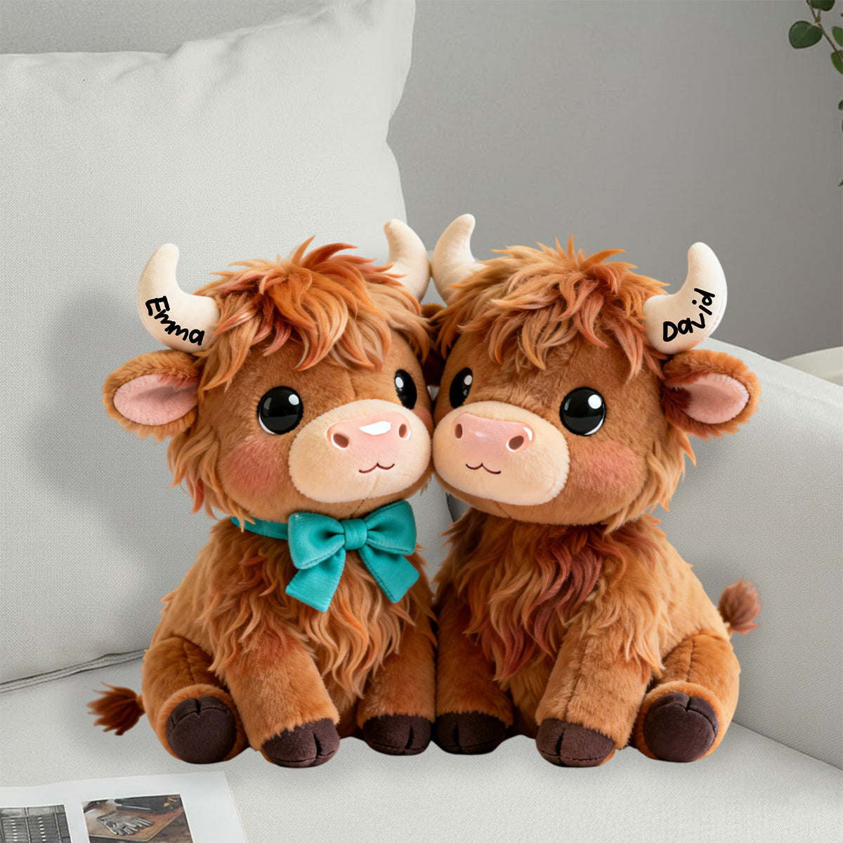 Du & Ich – Personalisiertes Kissen in Form eines Hochlandrindes aus Kunstfell