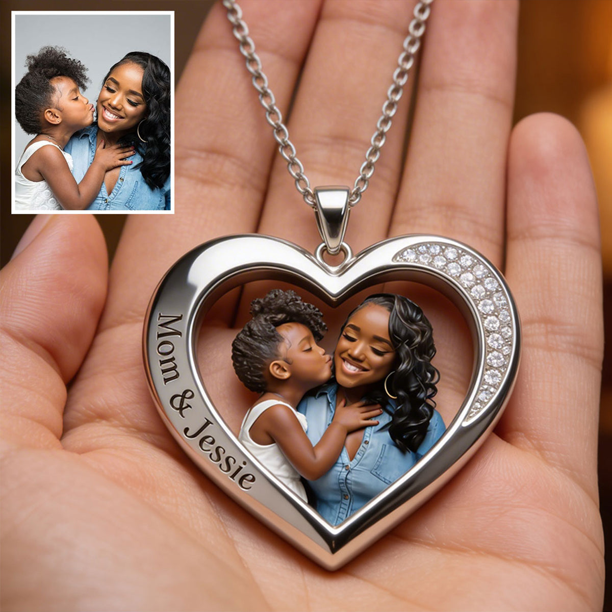 Das perfekte Muttertagsgeschenk – personalisierte Metallanhänger-Halskette in Mutterform