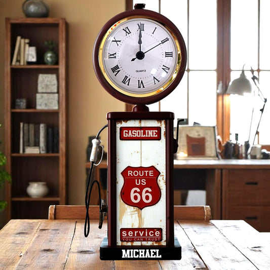 Historische Route 66 Benzin - Personalisierte Acryl-Uhrplakette für Muscle-Cars