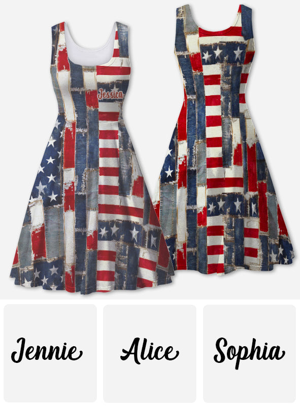 Robe sans manches personnalisée en denim à motif floral et drapeau américain rétro - Fête de l'Indépendance/4 juillet