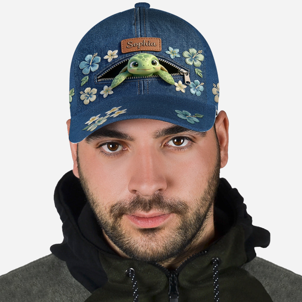 Salty Lil' Beach - Personalisierte Schildkröte Klassische Mütze