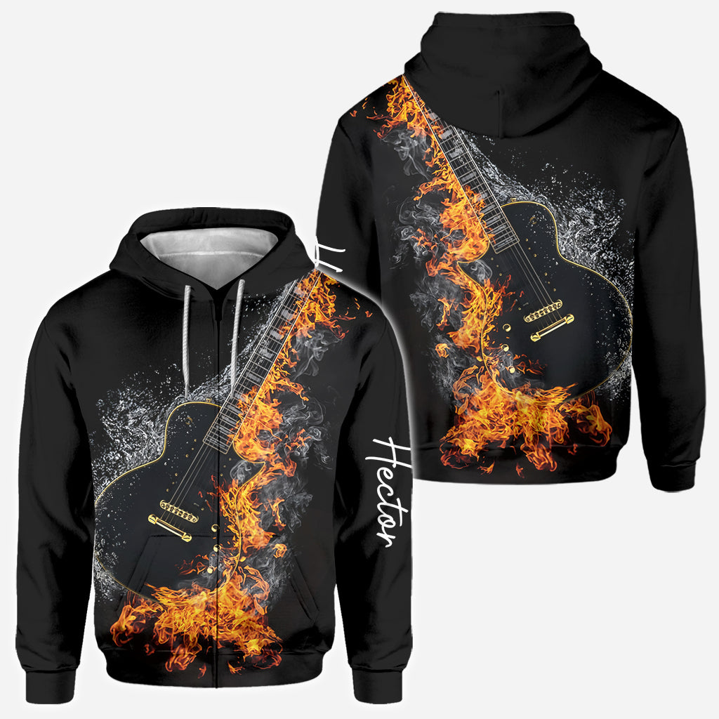 Blazing Guitar – Personalisiertes Shirt mit Gitarrenmotiv