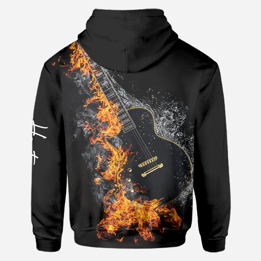 Blazing Guitar – Personalisiertes Shirt mit Gitarrenmotiv