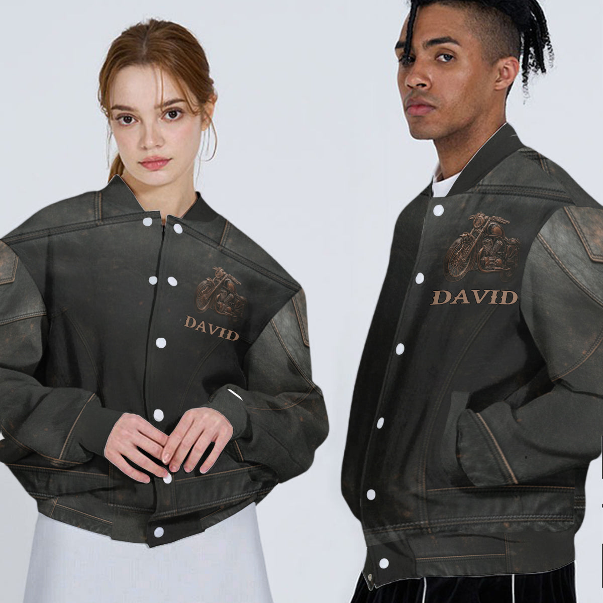 Unterschätze niemals einen alten Mann mit einem Motorrad – personalisierte Biker-Collegejacke