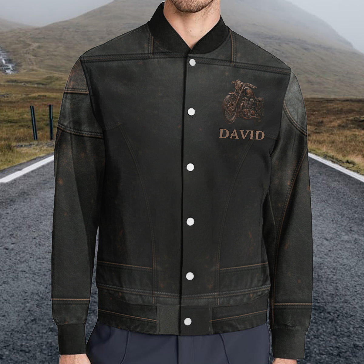 Unterschätze niemals einen alten Mann mit einem Motorrad – personalisierte Biker-Collegejacke