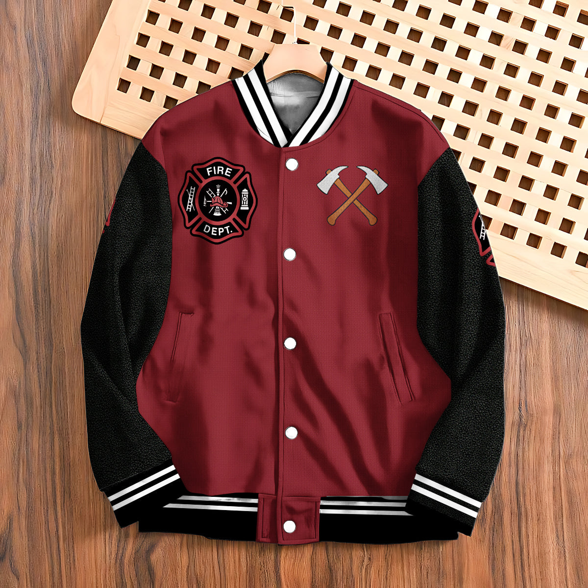 Individuell gestaltete Jacke mit Initialen für Feuerwehrleute – Personalisierte Feuerwehr-Collegejacke