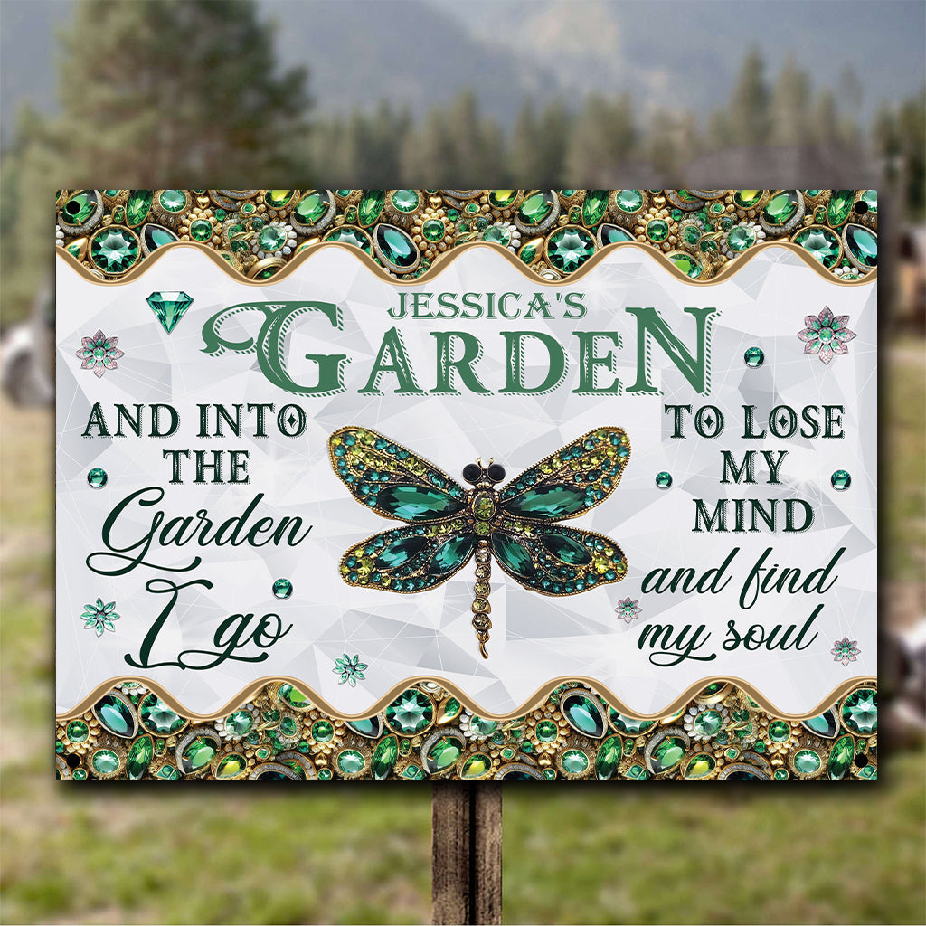 And Into The Garden I Go To Lose My Mind And Find My Soul - Personalized Gardening Rectangle Metal Sign