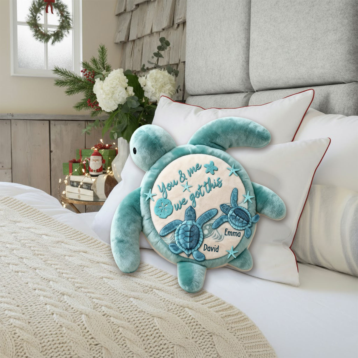 Toi et moi, on gère ! - Coussin personnalisé en fausse fourrure en forme de tortue