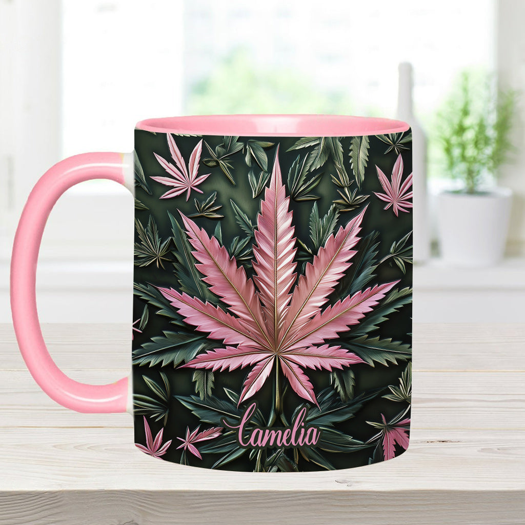 Stoner Chick – Personalisierter Becher mit Cannabis-Akzent