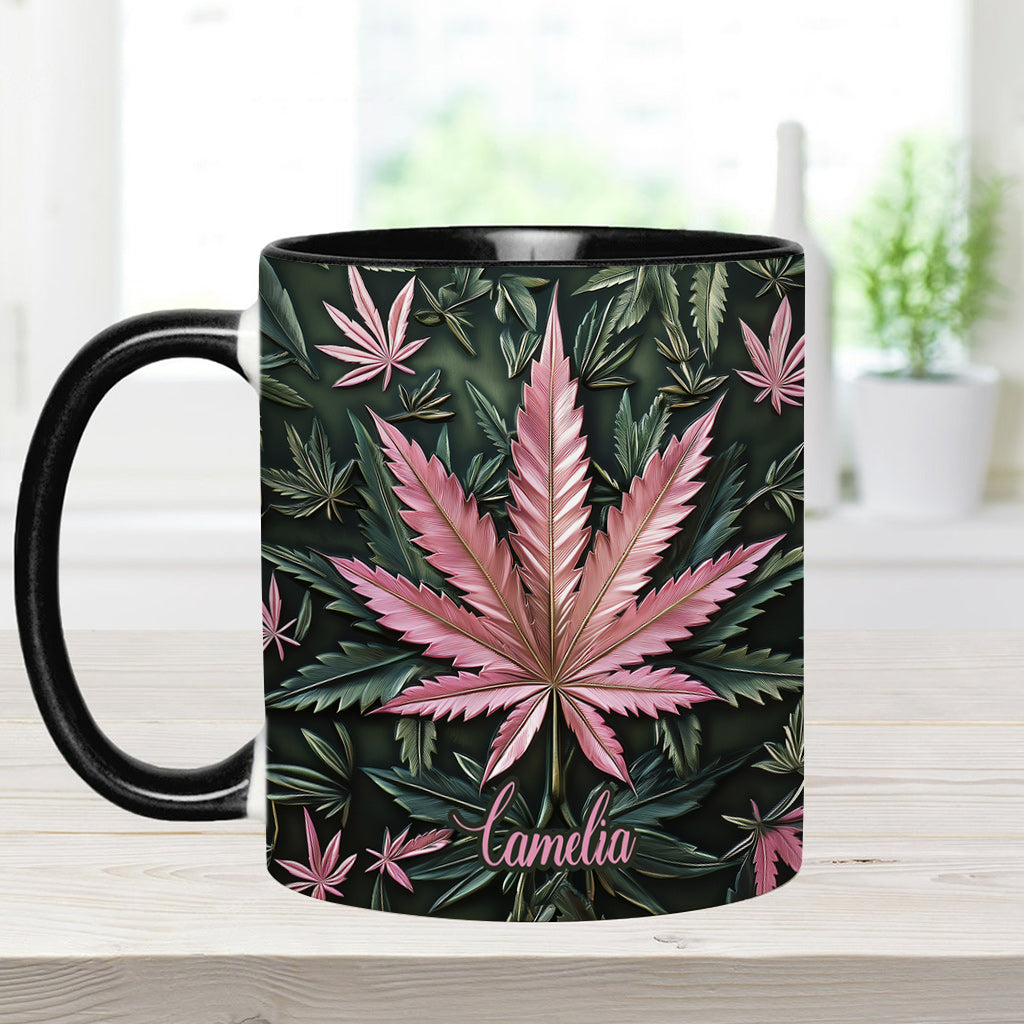 Stoner Chick – Personalisierter Becher mit Cannabis-Akzent