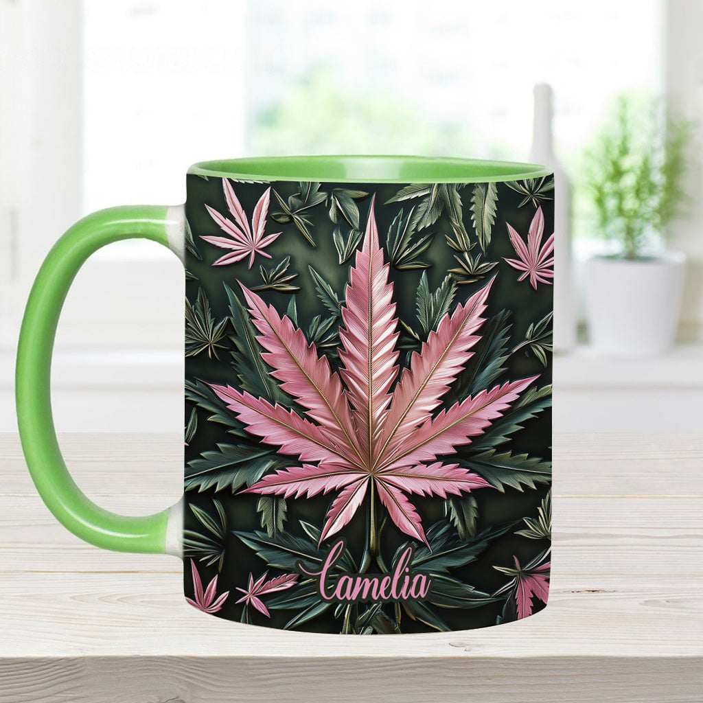Stoner Chick – Personalisierter Becher mit Cannabis-Akzent