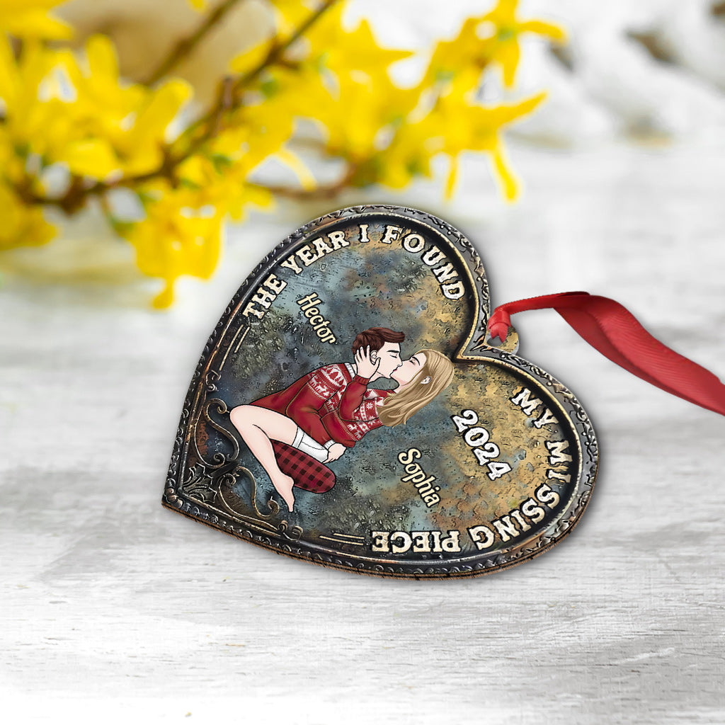 The Year I Found My Missing Piece Kissing Couple - Personalized Couple Ornament