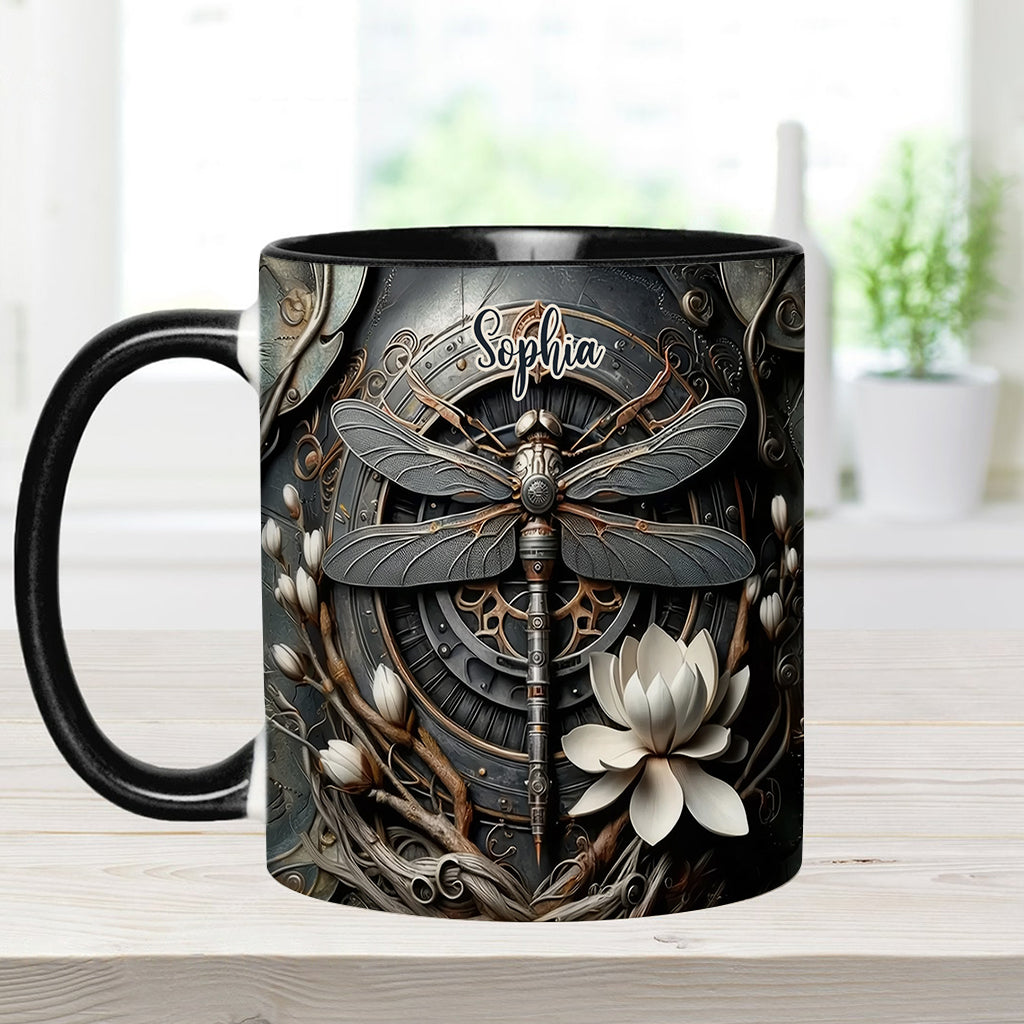 Schwarze Libelle – Personalisierte Tasse mit Libellenmotiv