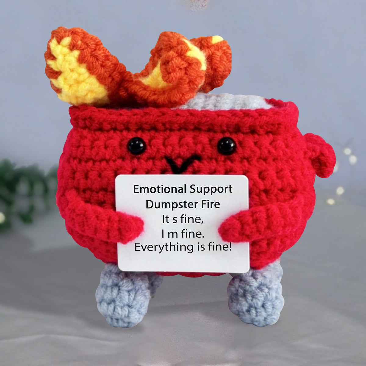 Mignonne figurine de soutien émotionnel en crochet « Bumpster Fire » - Figurine personnalisée tricotée à la main pour collègue