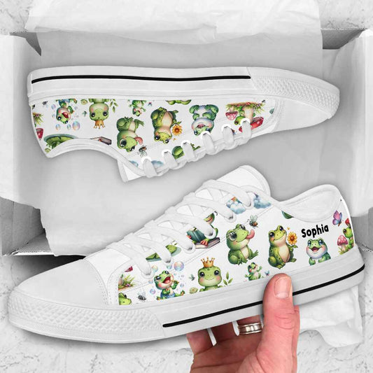 Just A Girl Who Loves Frogs - Personalized Frog Low Top Shoes