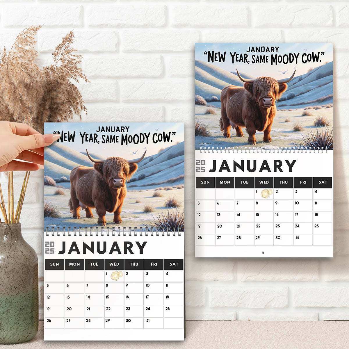 Moody Highland Cow 2025 - Personalisierter Wand- und Tischkalender mit Hochlandkuh