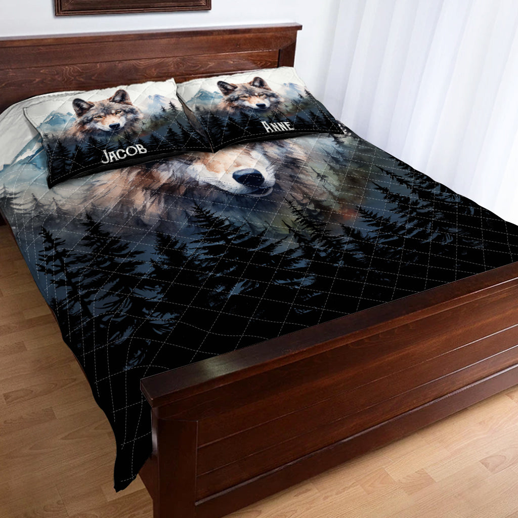 Strong Wolf - Personalized Wolf Quilt Set