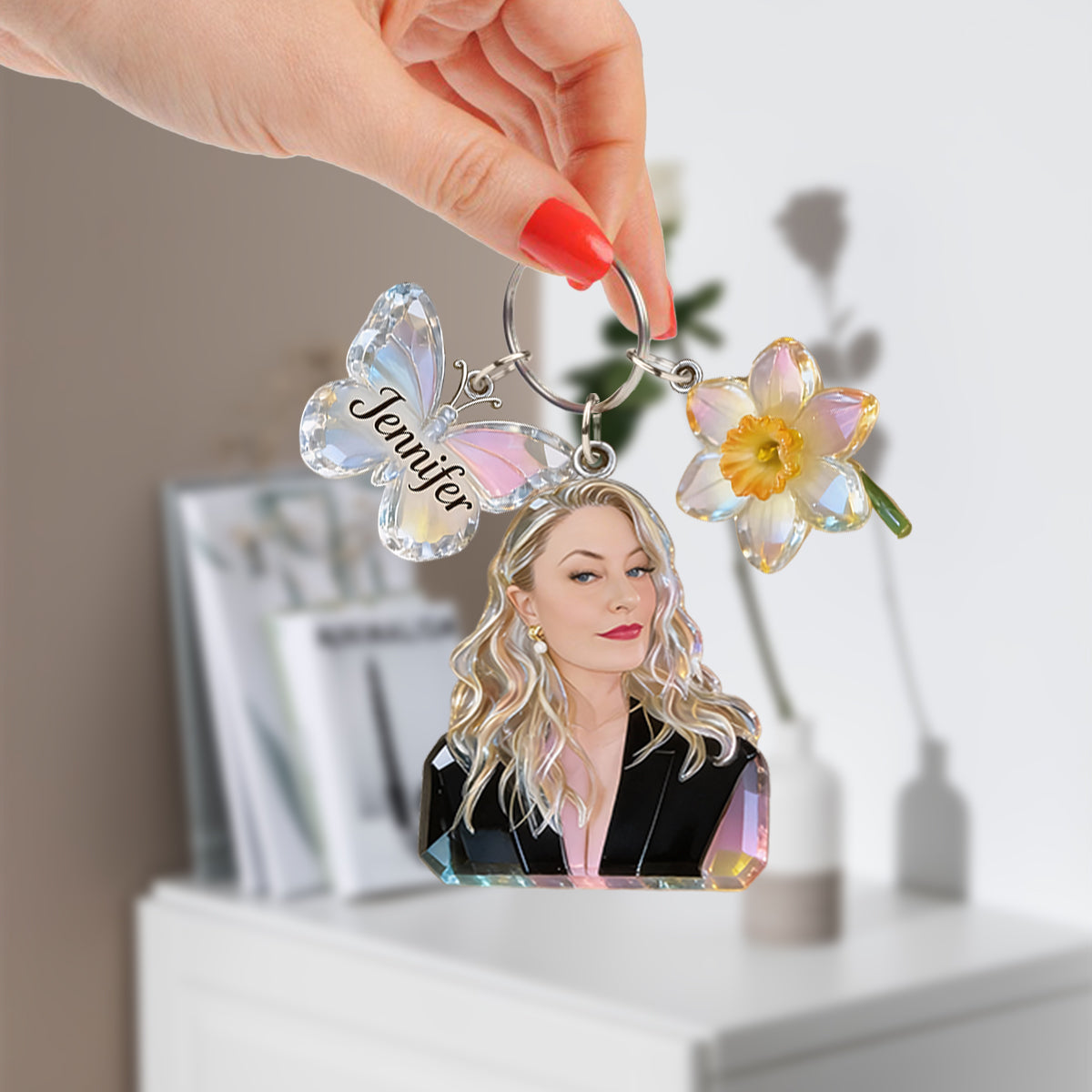 Personalized Smiling Latina Mom Portrait Acrylic Keychain with Rose & Butterfly Charms, Custom Sentimental Gift for Mom