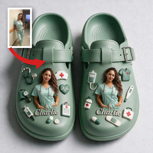 Personalized 3D Latina Nurse Clogs With Arch Support, Cute Medical Themed Comfort Shoes For Nurse Appreciation Gifts