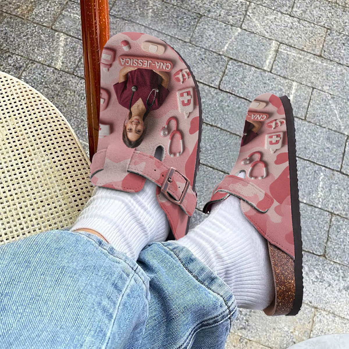 Personalized Latina Doctor Arch Support Clogs - Custom Medical Work Footwear, Perfect Gift for Physicians and Healthcare Workers