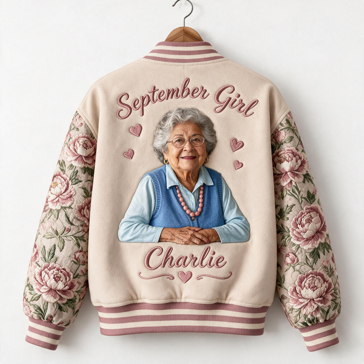 Veste Varsity Florale Personnalisée pour Femme Latina Âgée, Cadeau Maman Grand-mère Épouse