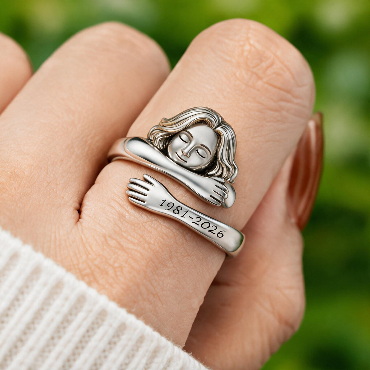 Personalized Middle-Aged Woman Memorial Adjustable Hug Ring for Mom Wife