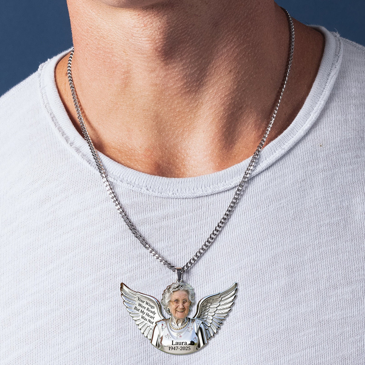 Personalized Middle-Aged Black Woman Memorial Metal Pendant Necklace