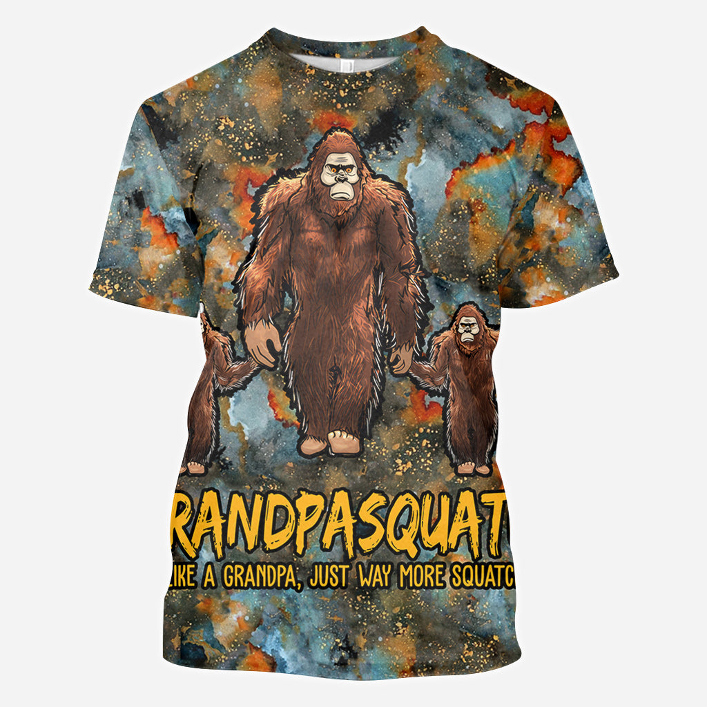 Grandpasquatch Plus Squatchy - T-shirt personnalisé Grandpa All Over