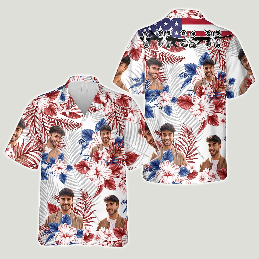 Amerikanische Flagge mit Blume – Personalisiertes Hawaiihemd zum Unabhängigkeitstag/4. Juli