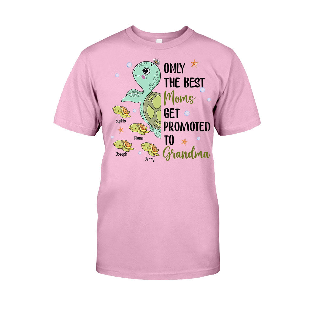 Nur die besten Mütter werden zur Oma befördert – Personalisiertes Oma-T-Shirt und Hoodie
