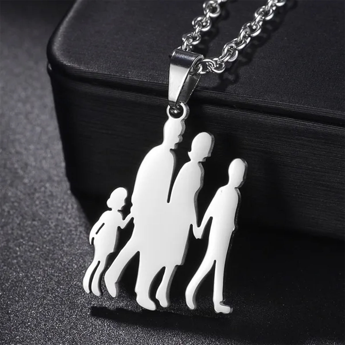 Mom With Children Custom Pendants Necklace - Mother Mom With Children Custom Pendants Necklace