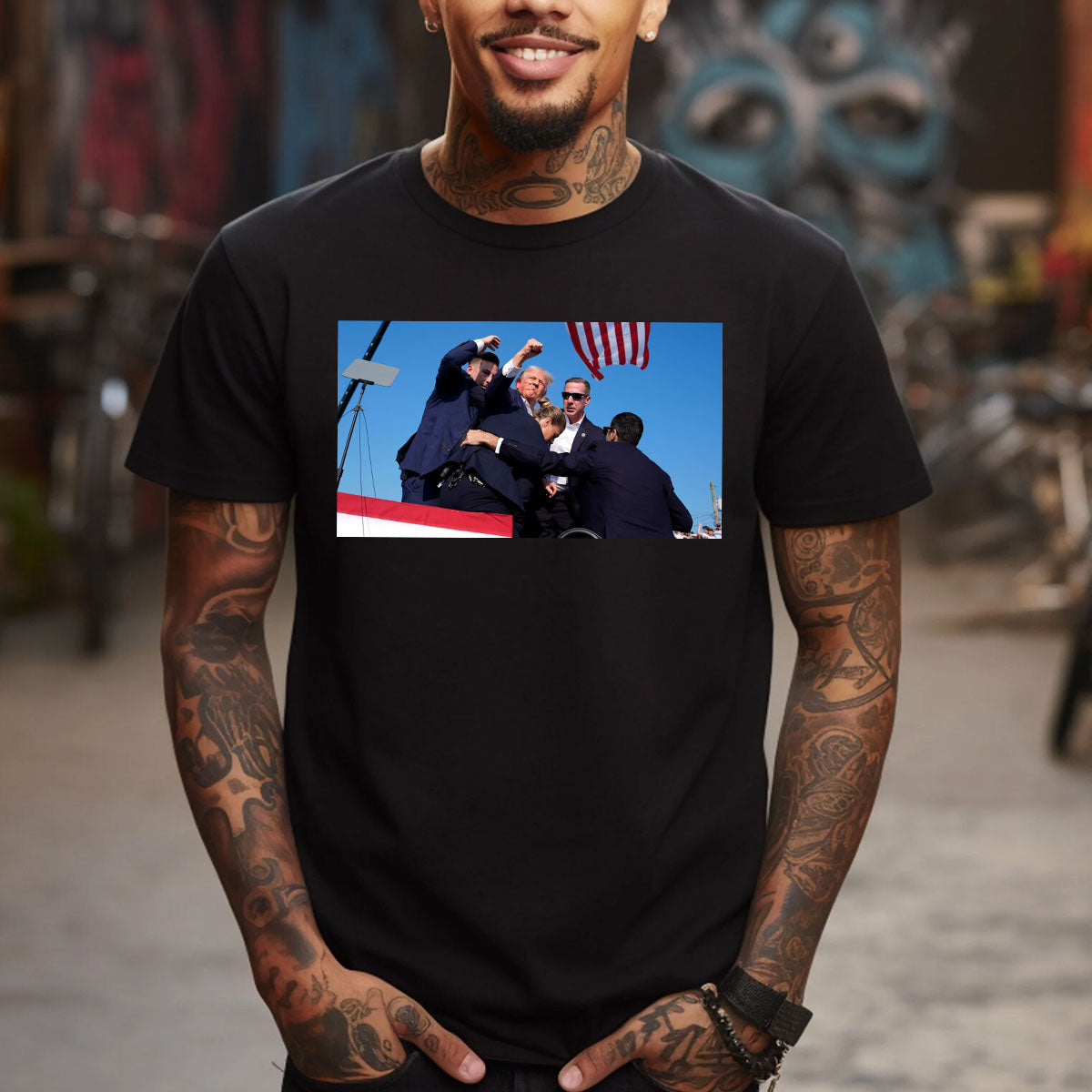 Trump-Attentatsversuch bringt die Wahl 2024 durcheinander (Shirt)