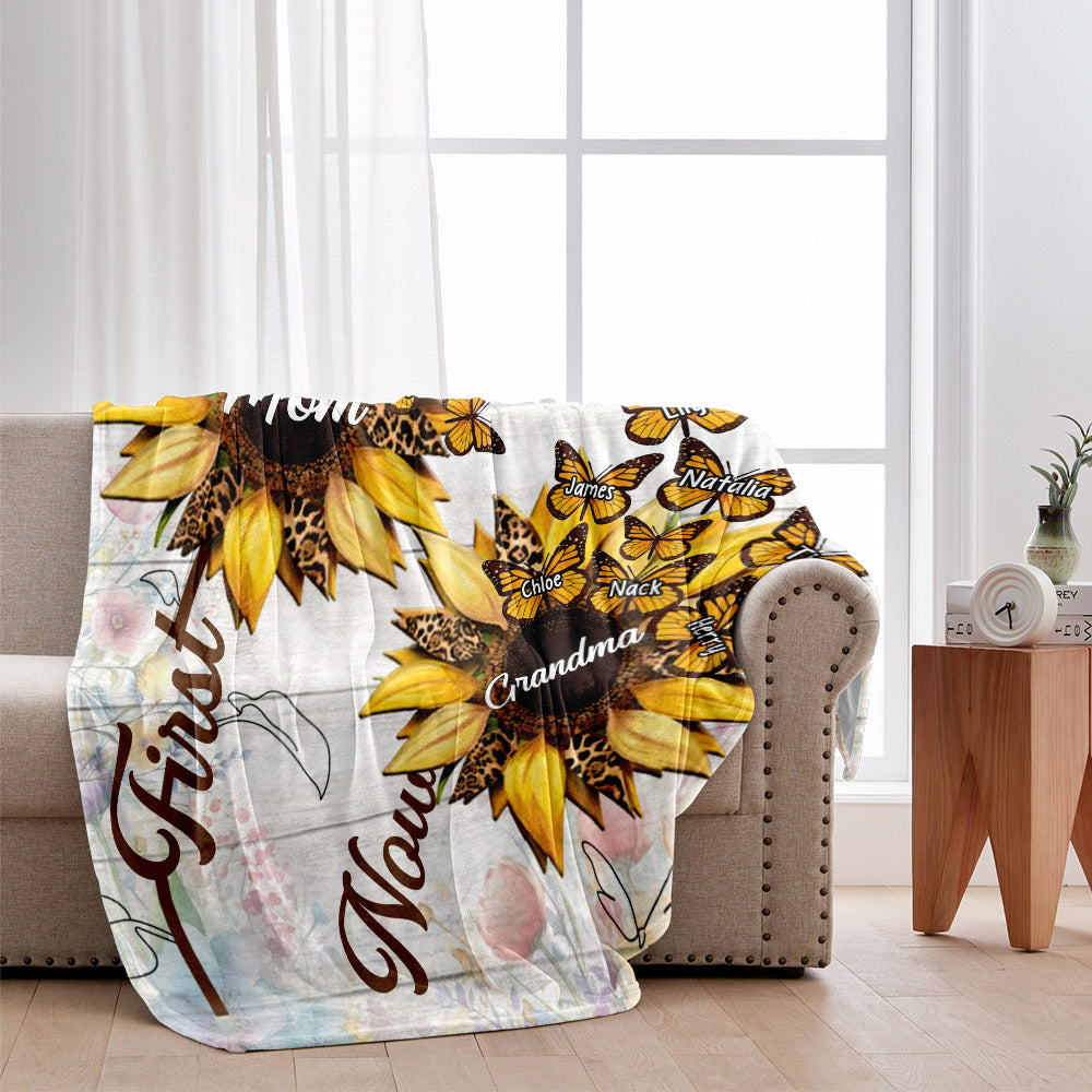 First Mom Now Grandma Sunflower - Personalized Grandma Blanket