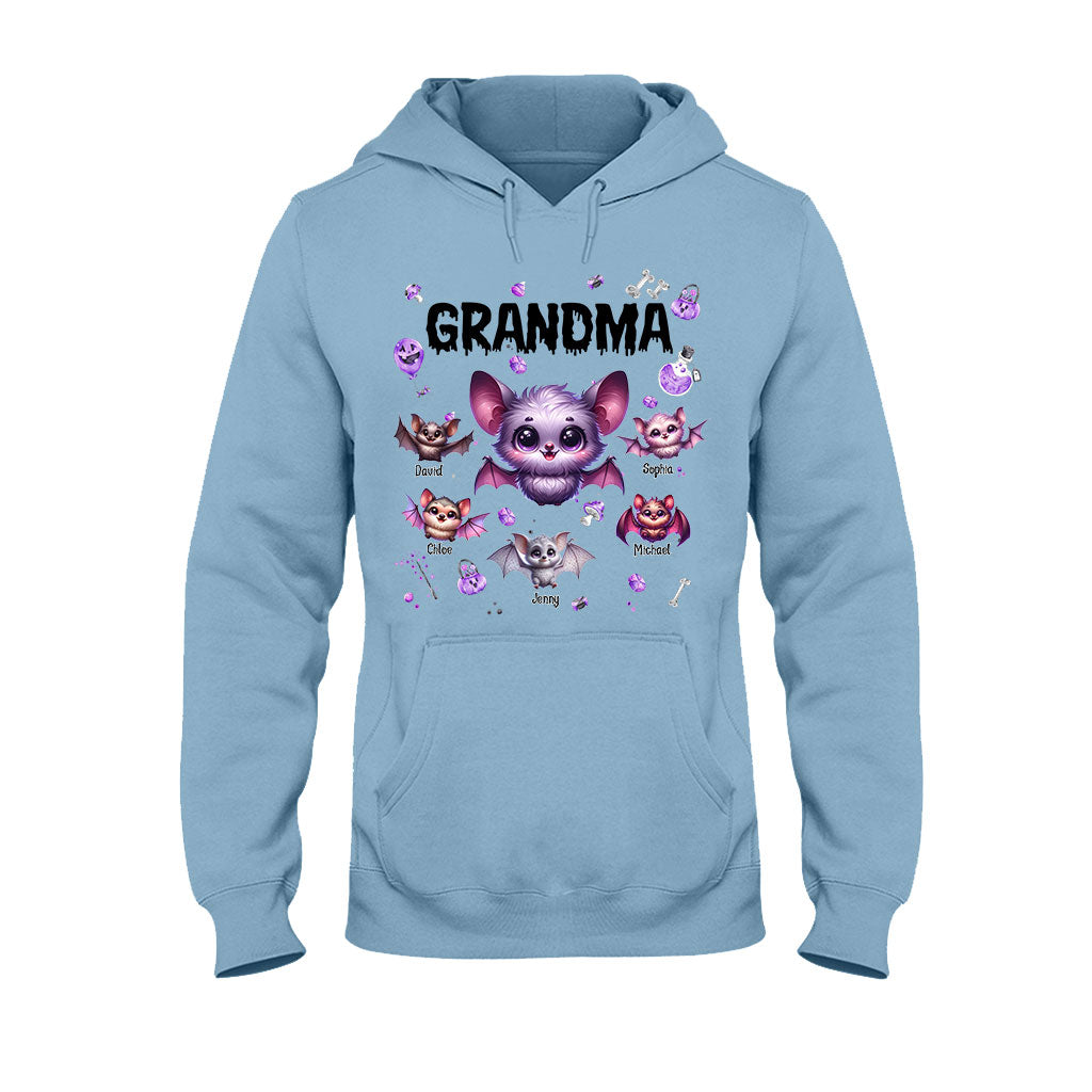Oma der kleinen Monster – Personalisiertes Oma-T-Shirt und Hoodie