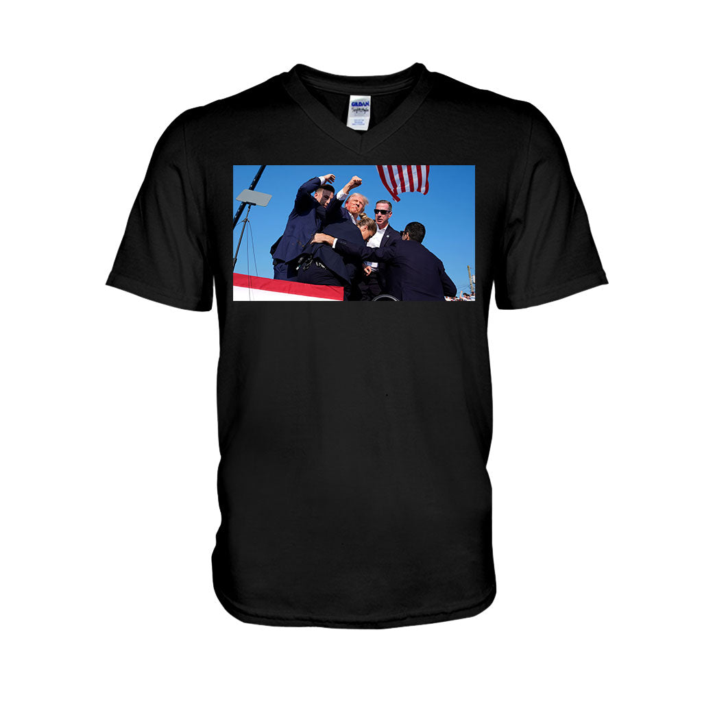 Trump-Attentatsversuch bringt die Wahl 2024 durcheinander (Shirt)