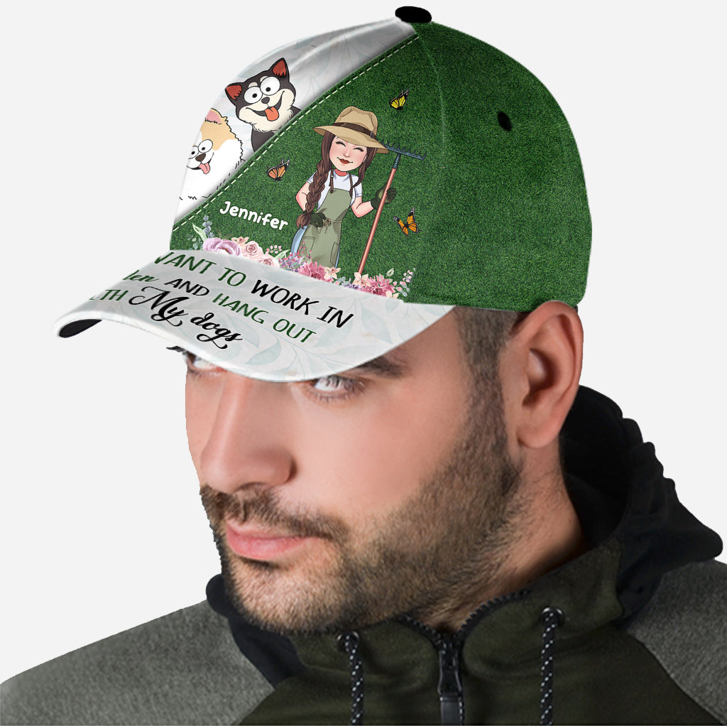 I Just Want To Work In My Garden And Hang Out With My Pets - Personalized Gardening Classic Cap