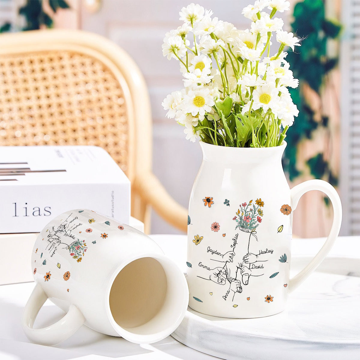 Holding Mom's Hand - Personalized Mother Ceramic Flower Vase