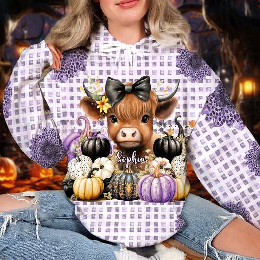 Niedliches Baby-Hochlandrind mit Herbstkürbissen - Personalisiertes Allover-Shirt