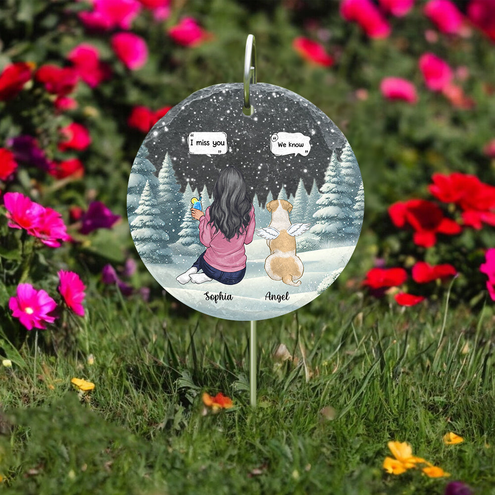 Ich vermisse dich – Personalisierte runde Hänge-Gartentafel mit Hundemotiv