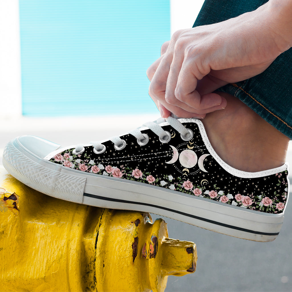 Floral Wicca Pattern - Witch Low Top Shoes