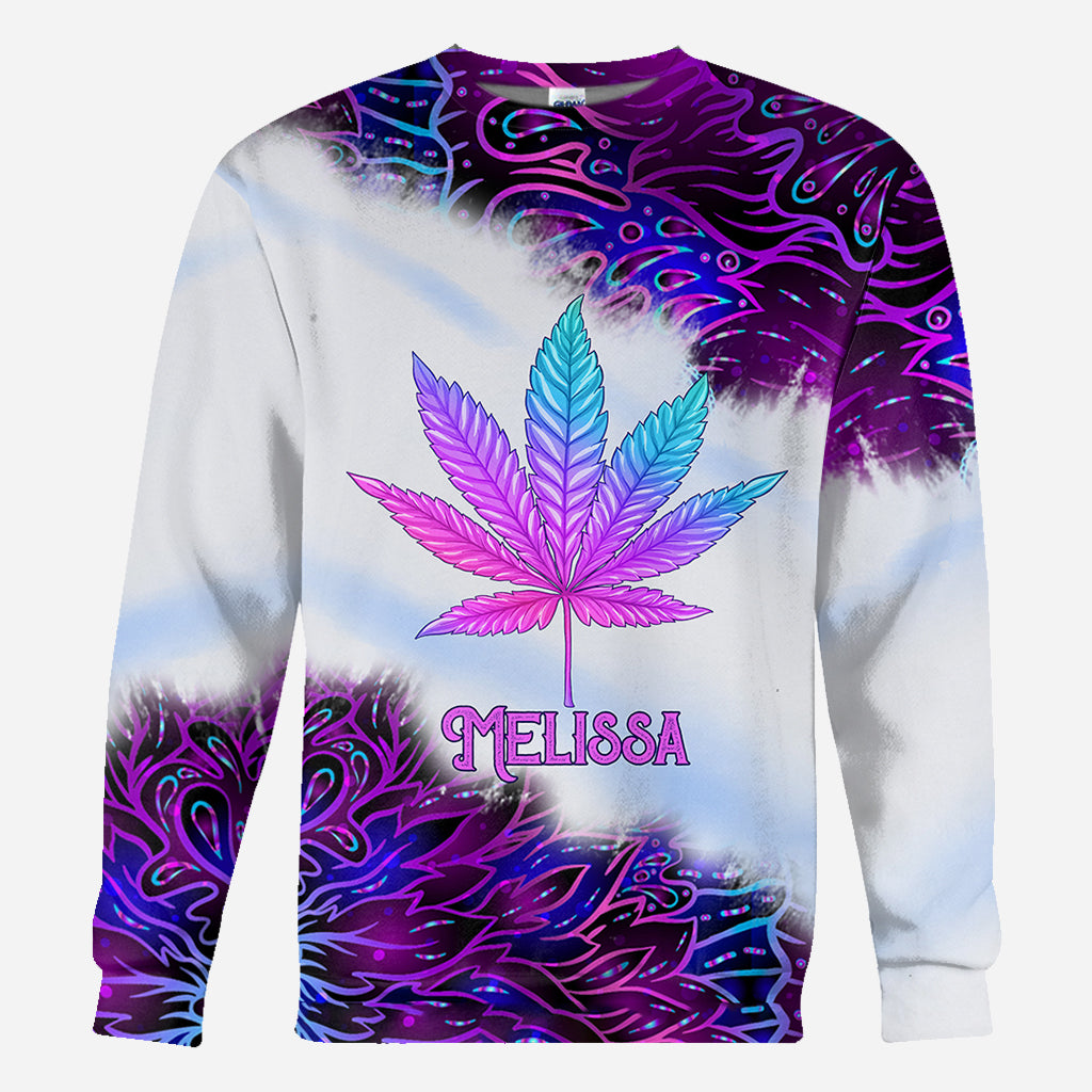 T-shirt personnalisé à motif feuille psychédélique dégradée violette - Weed All Over