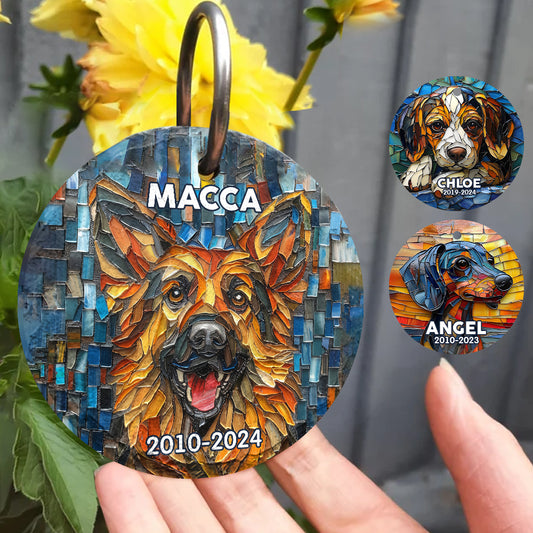 Hund auf Keramikfliesen – Personalisierte runde Hänge-Gartenfliese mit Hundemotiv