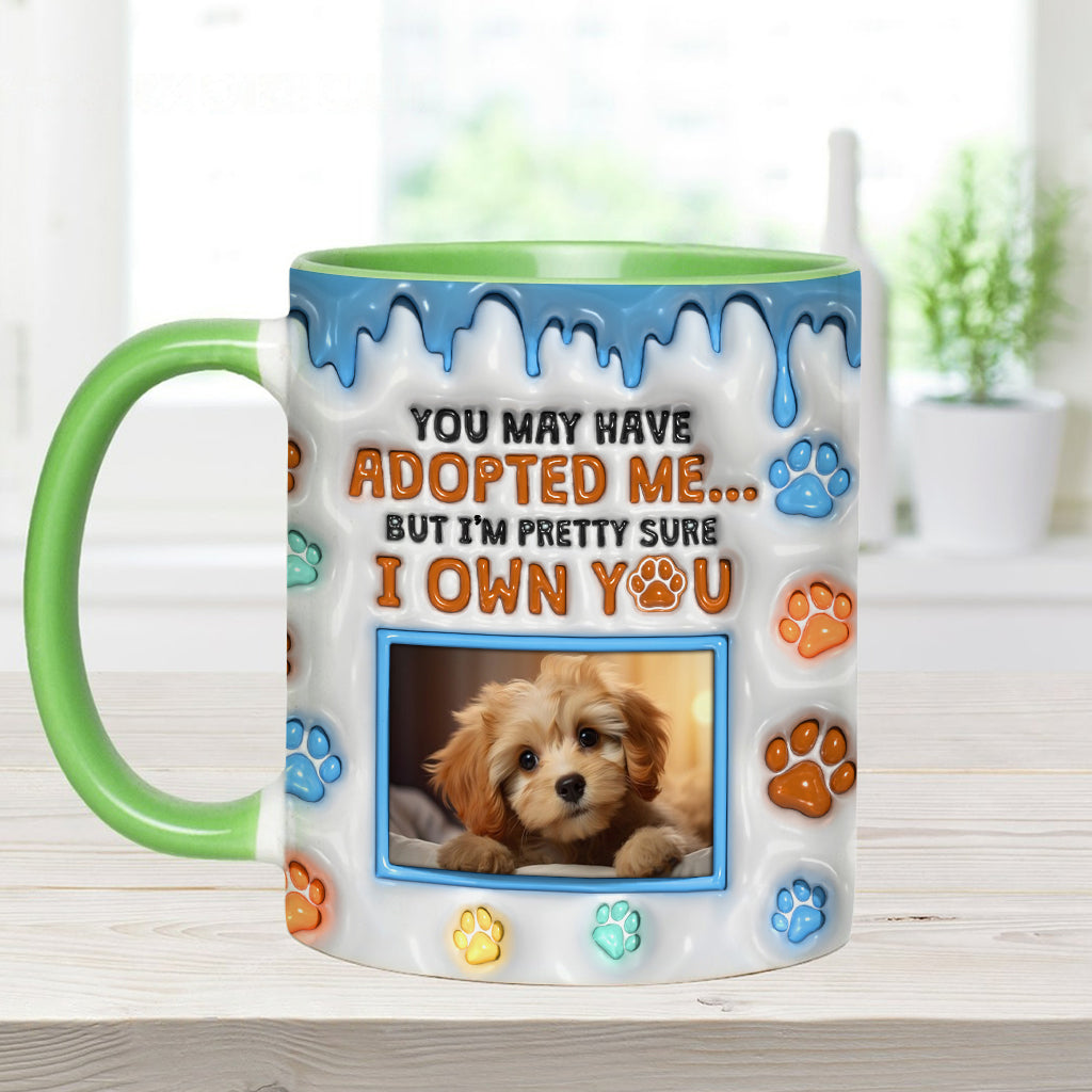 Tu m'as peut-être adopté, mais je suis presque sûr que tu m'appartiens - Mug personnalisé avec motif chien