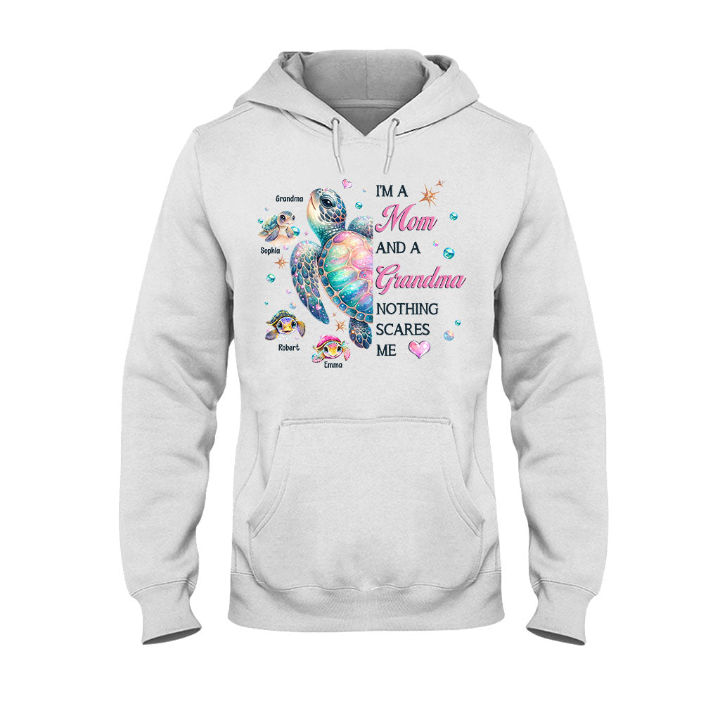 Nothing Scares Me Grandma Turtle - Personalized Grandma T-shirt And Hoodie