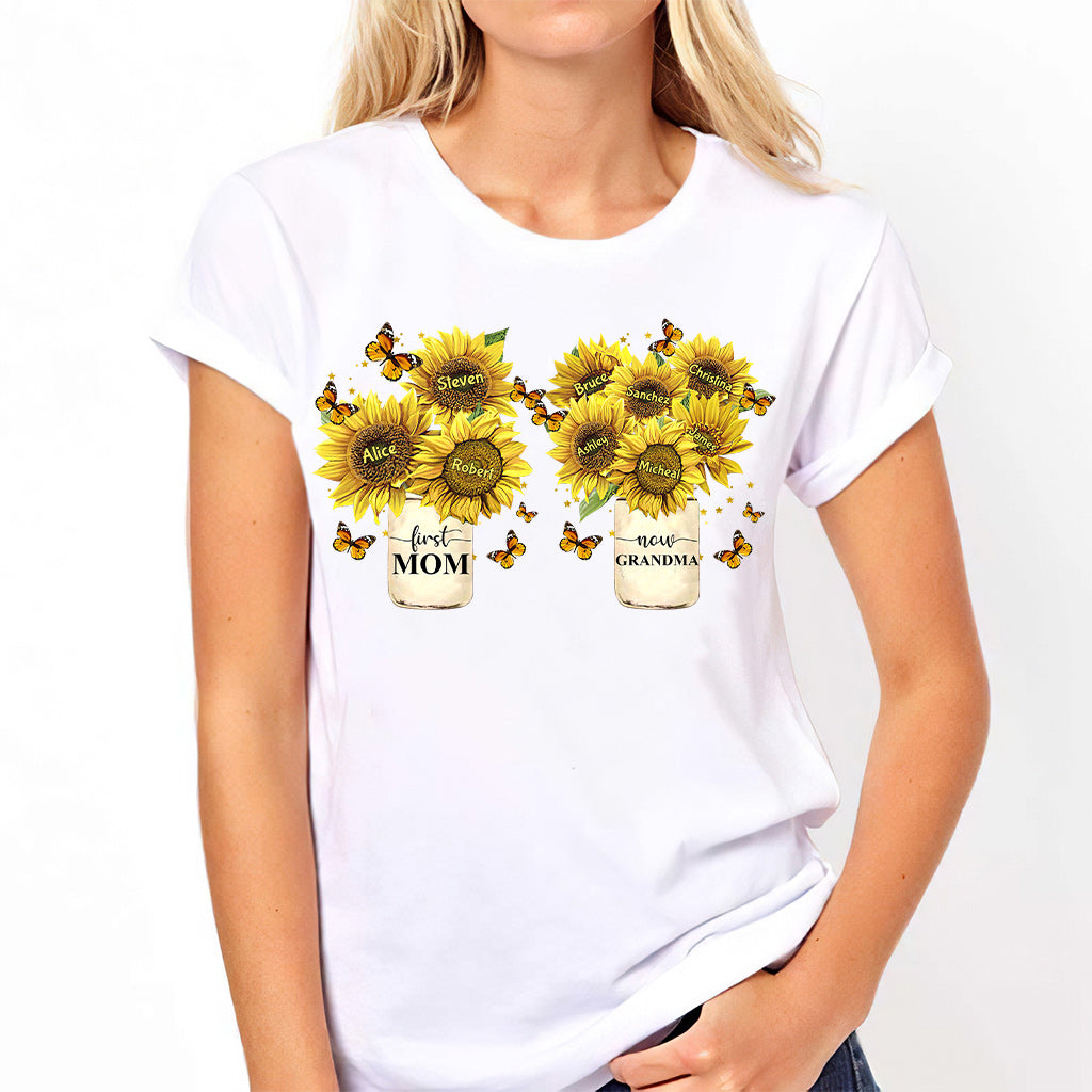 First Mom Now Grandma - Personalized Grandma T-shirt And Hoodie