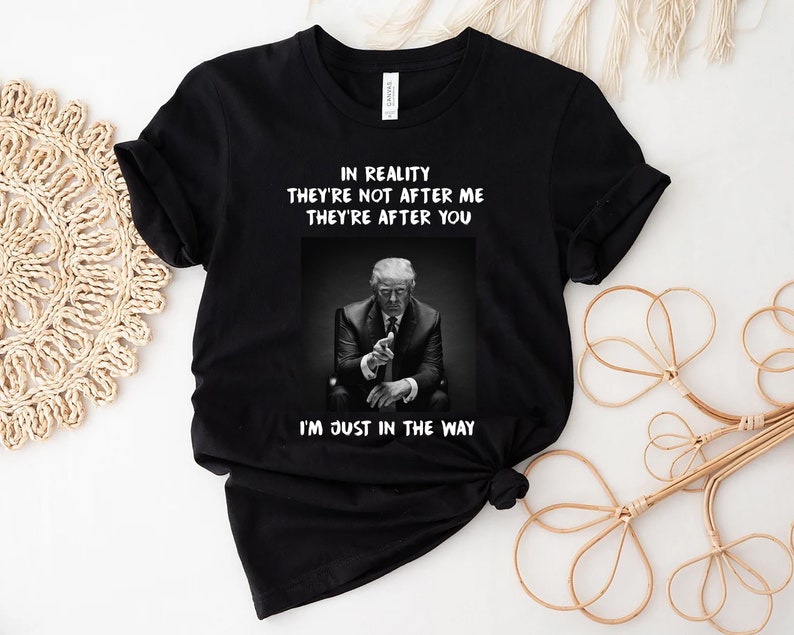 En réalité, ils ne s'en prennent pas à moi, ils s'en prennent à vous. T-shirt et sweat à capuche 0924