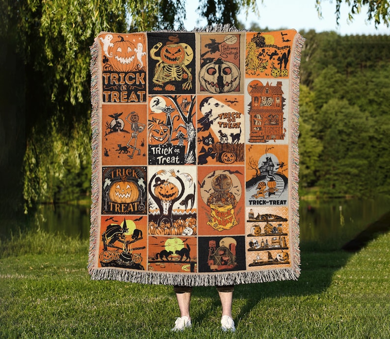 Retro Vintage Spooky Season Halloween Woven Throw Blanket Halloween Blanket 0924